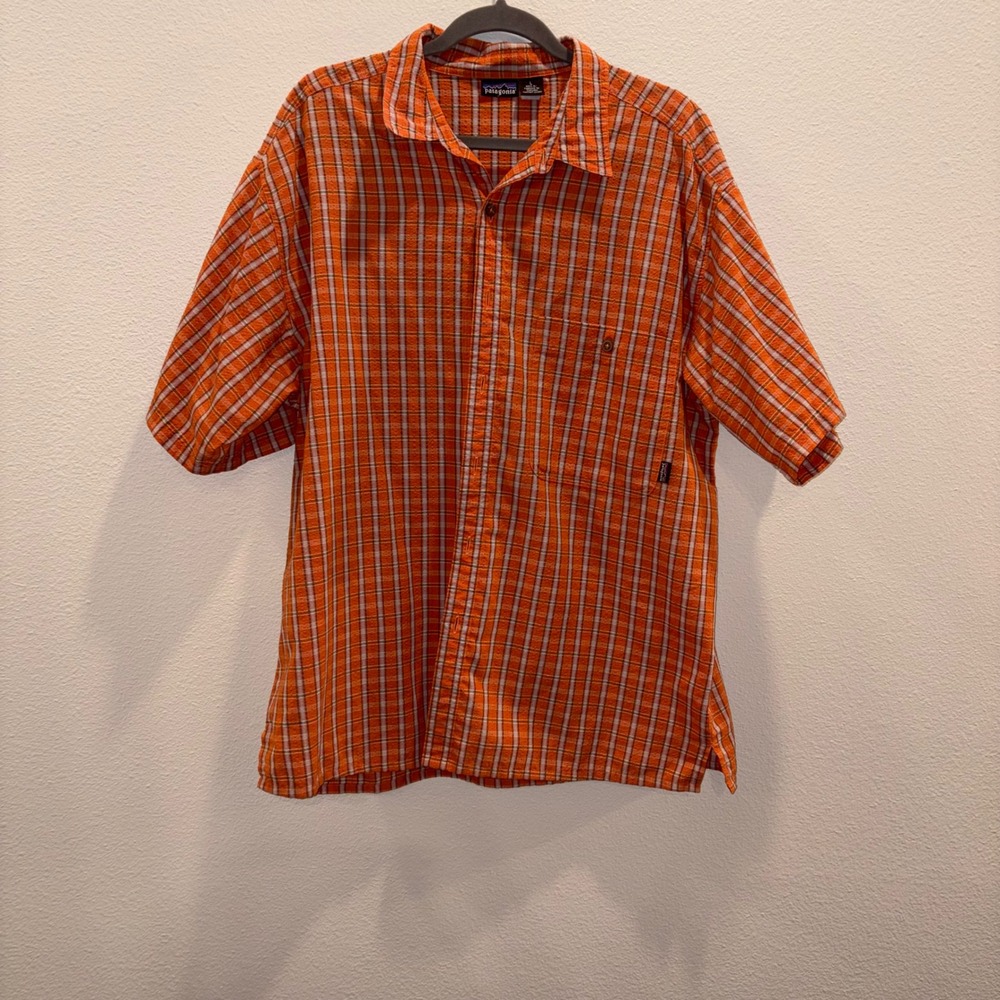 Patagonia Mens Orange Plaid Short Sleeve Button Down Shirt 52996 SP02 Large